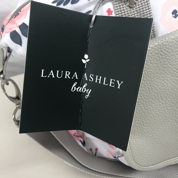 Diaper bag - Picture 2 of 5